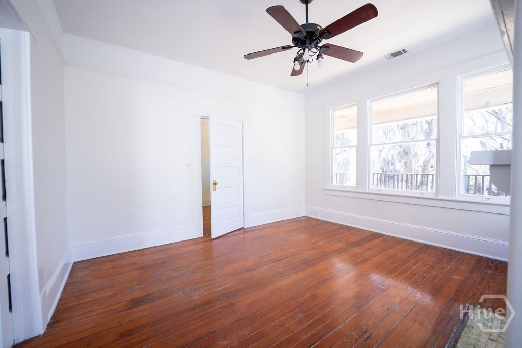 216 W 41St Street – photo 4