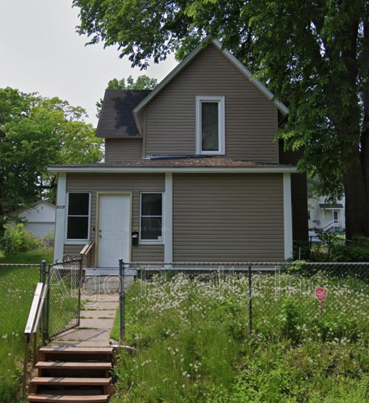 2117 Illion Ave N – photo 1