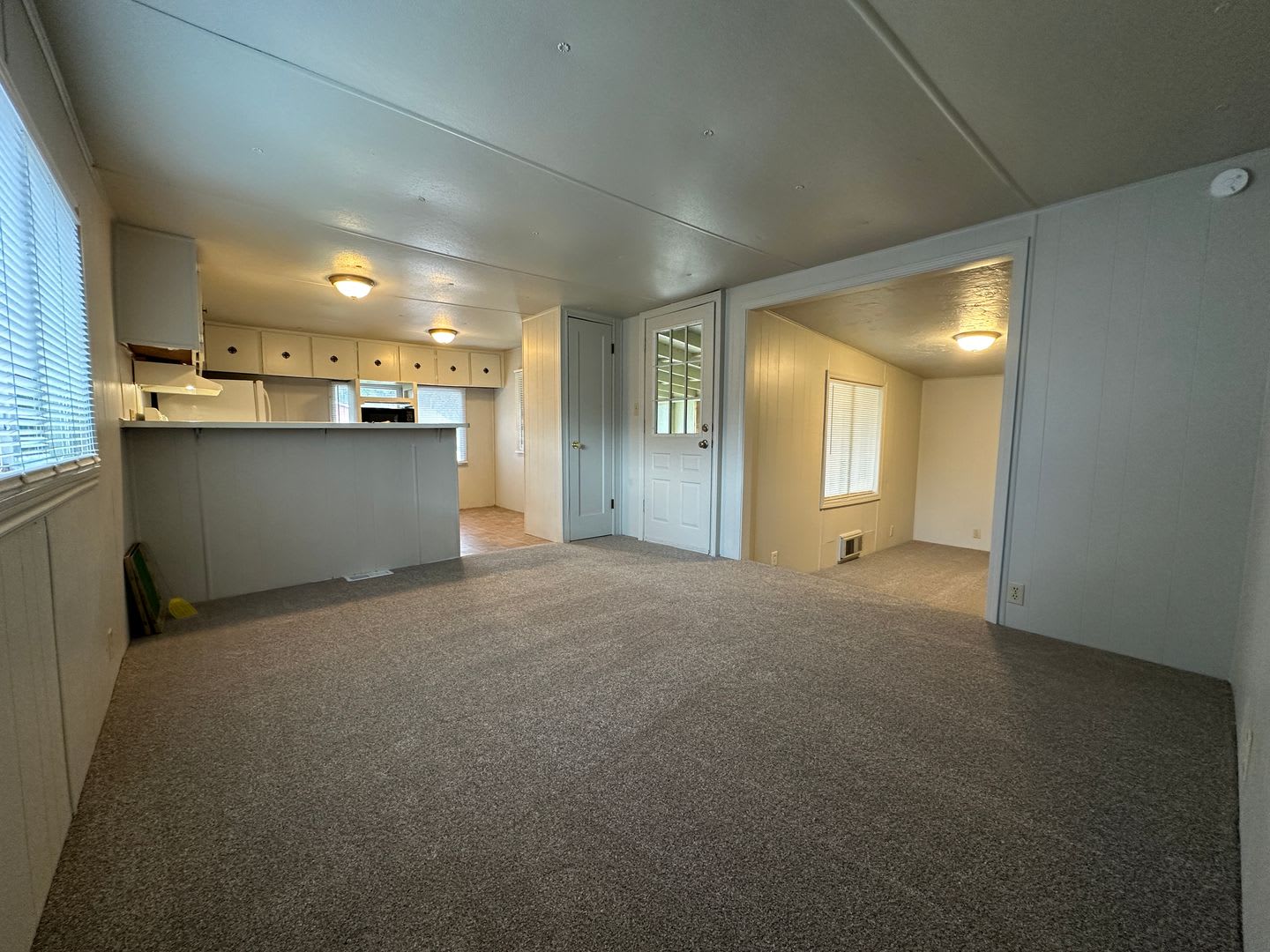 3Bed 1Bath 1 000Sq Ft Mobile Home In Quiet Park – photo 2