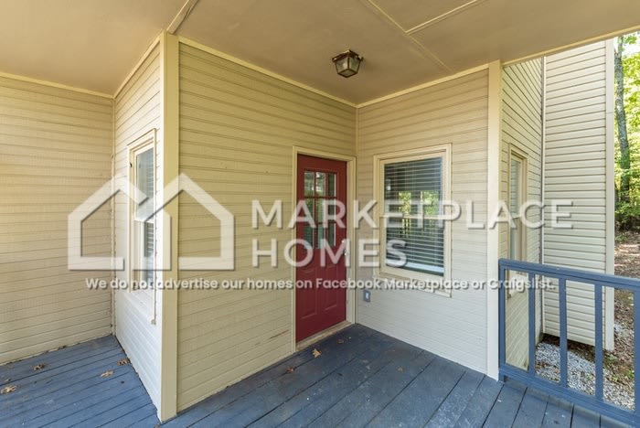531 Farmingdale Rd SE – photo 4