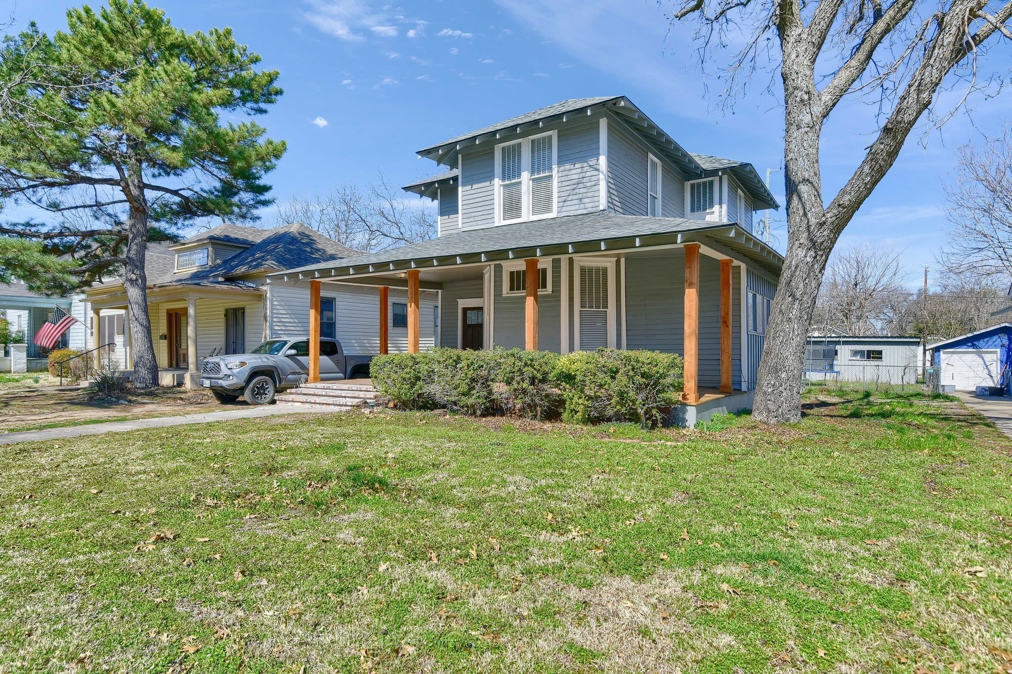 1115 W Bond Street – photo 3
