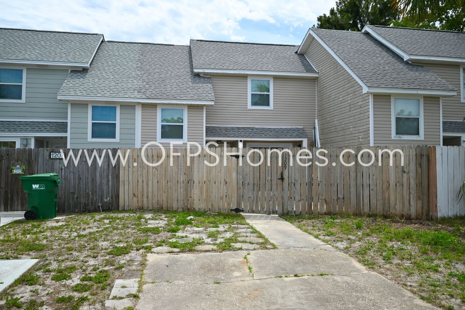 2/2.5 AVAILABLE IN DESTIN!! Split Floorplan! – photo 2