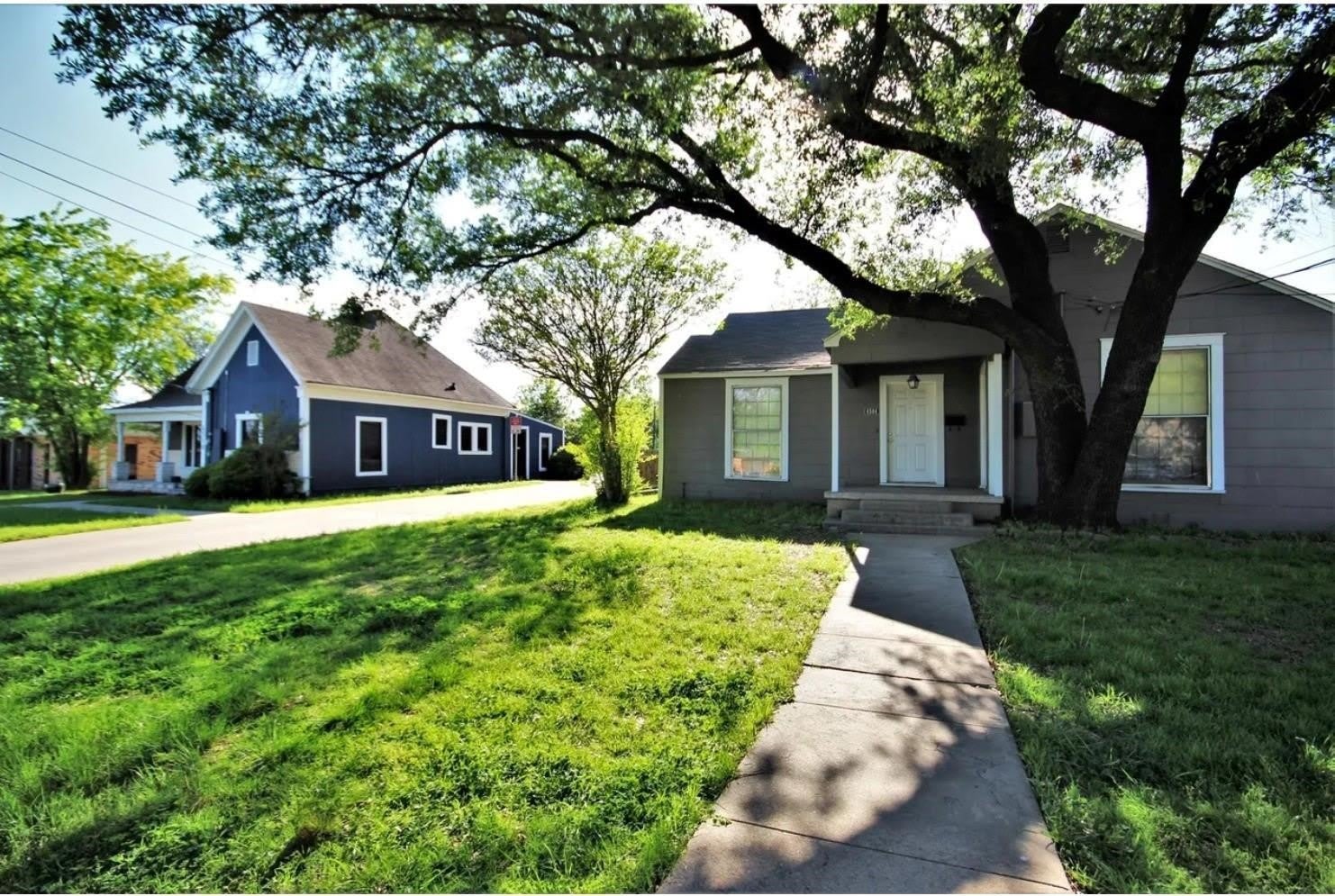4504 Stonewall Street – photo 2