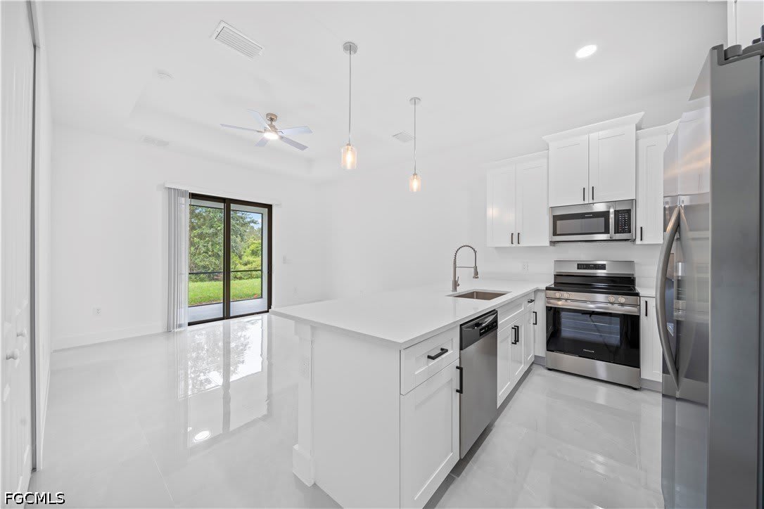 2218 Fairway Drive – photo 2