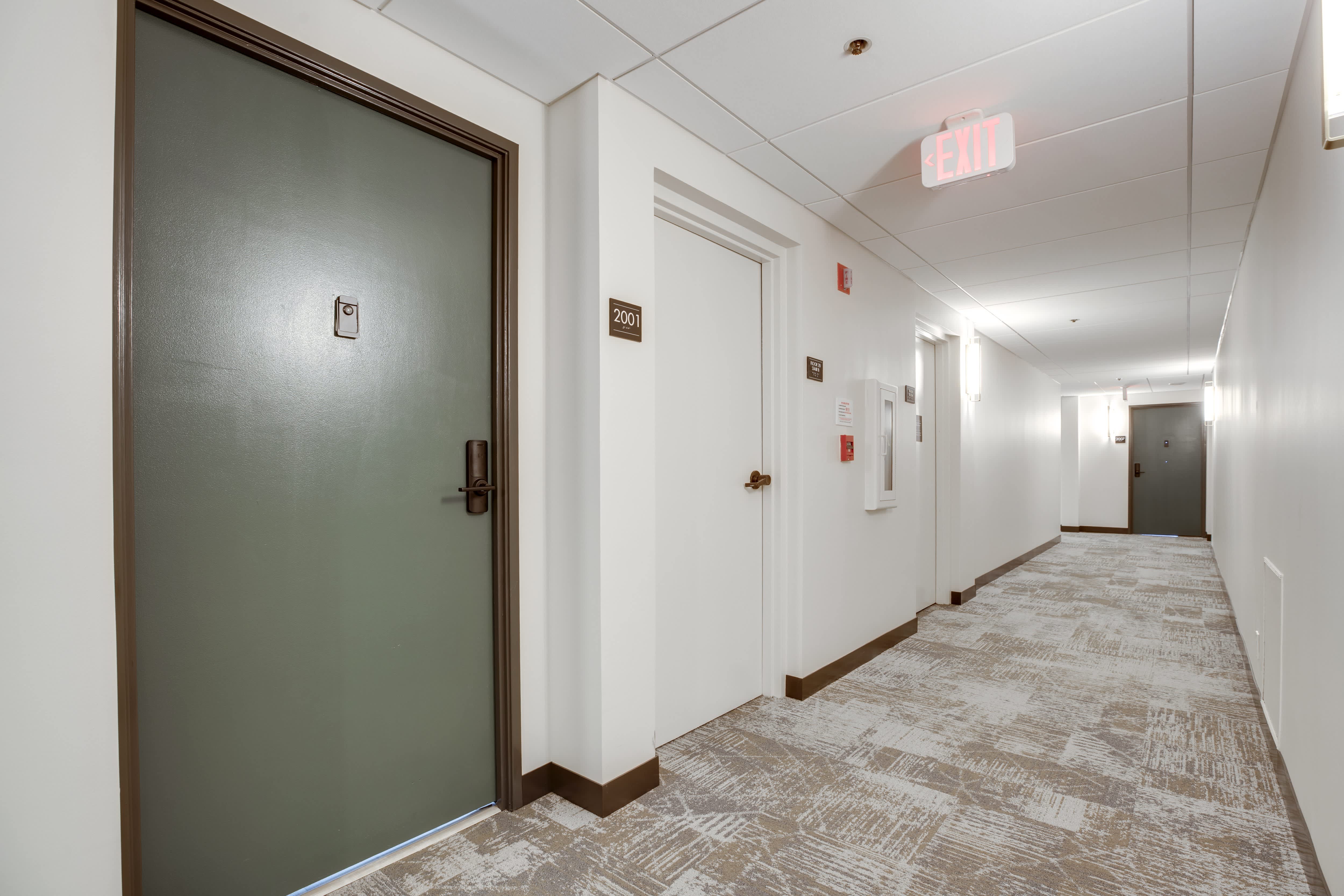 Lenox Club – photo 5