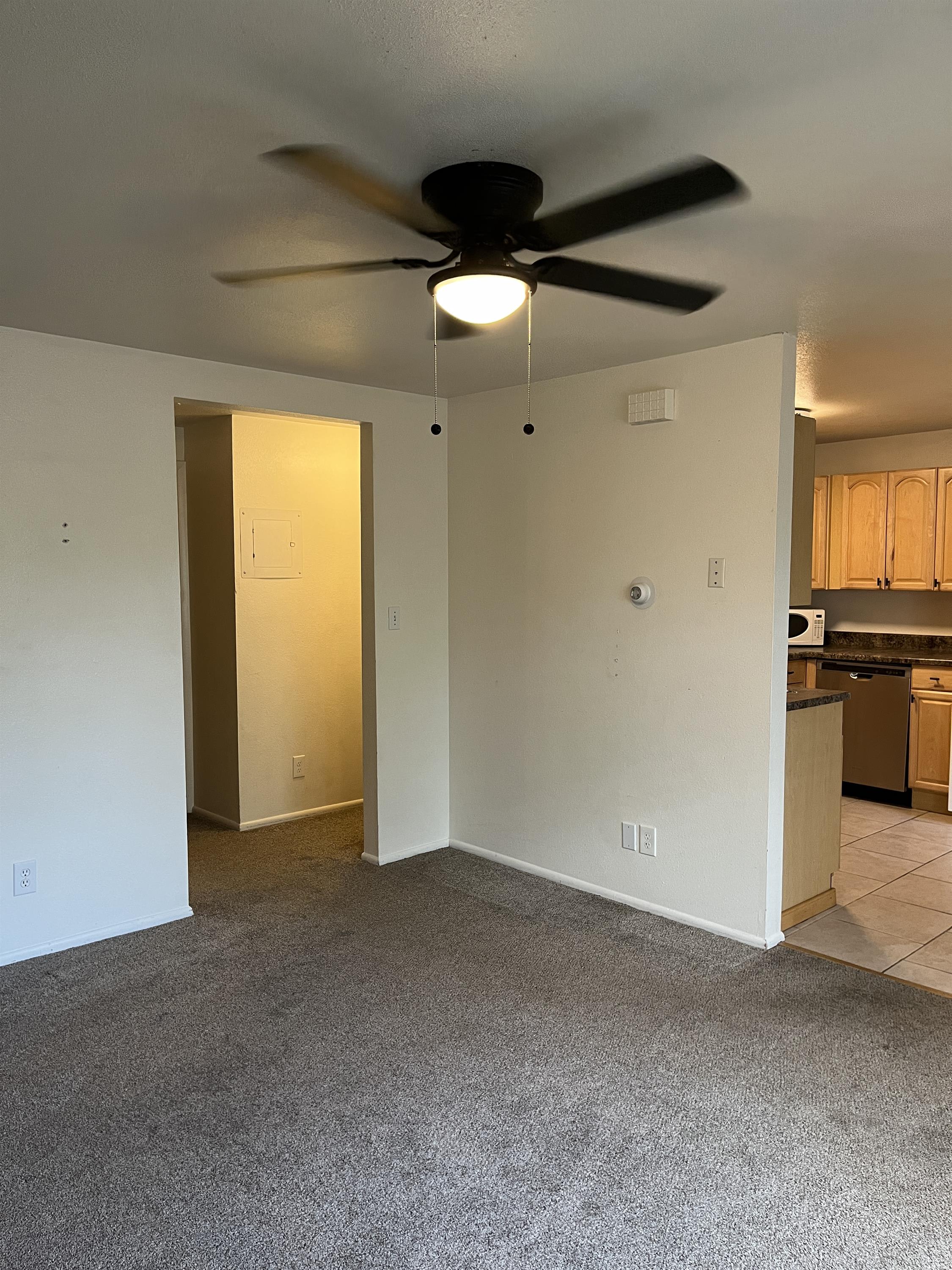 643 Swenson Ave 6 6 – photo 3