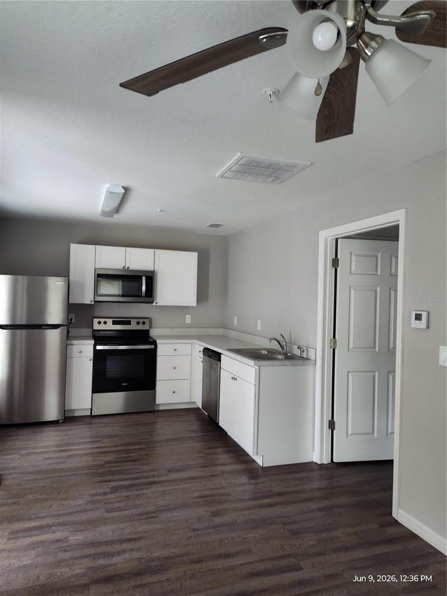 5580 NE 35TH Street – photo 3