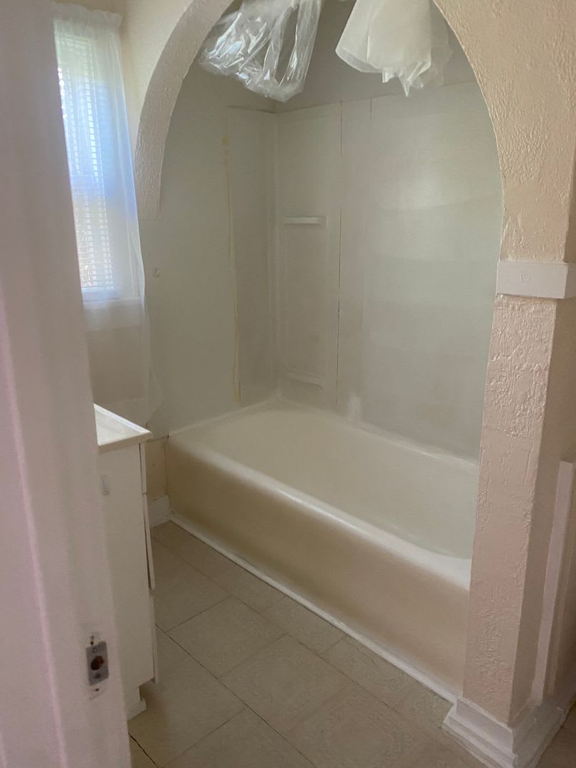 2 bed 1 bath for lease near downtown – photo 4