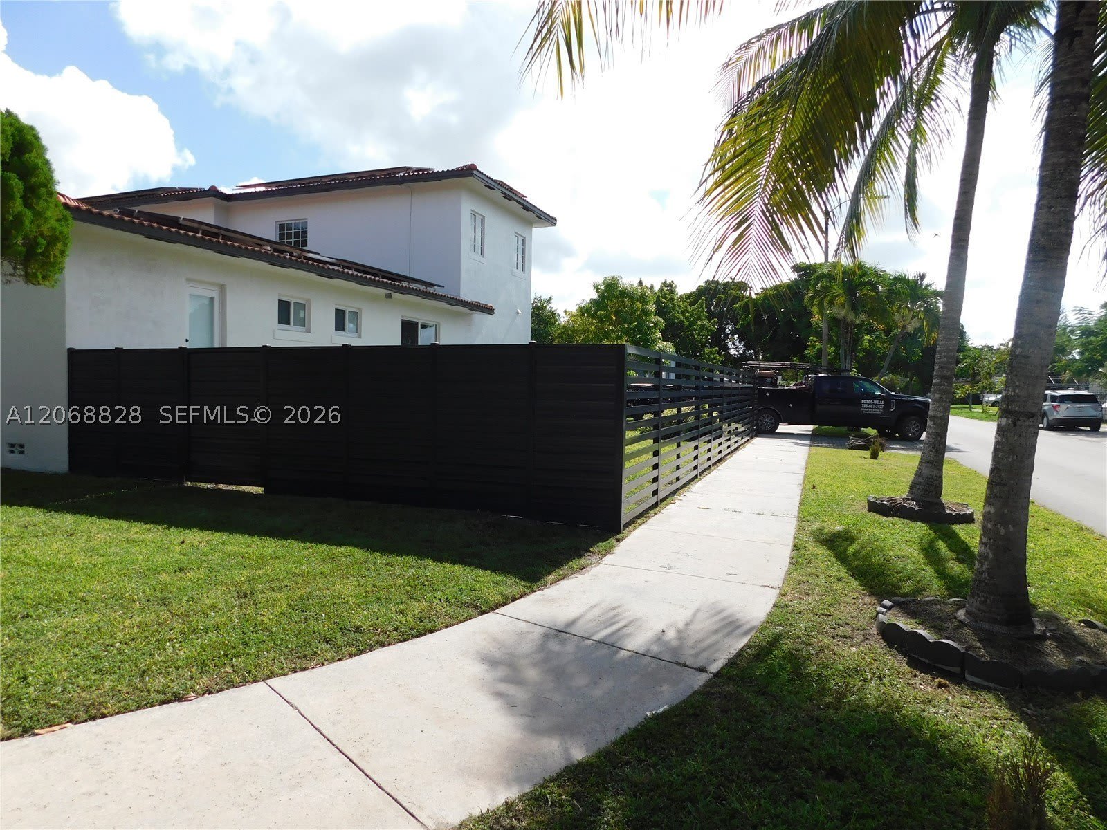 1851 NW 32nd Ave – photo 3