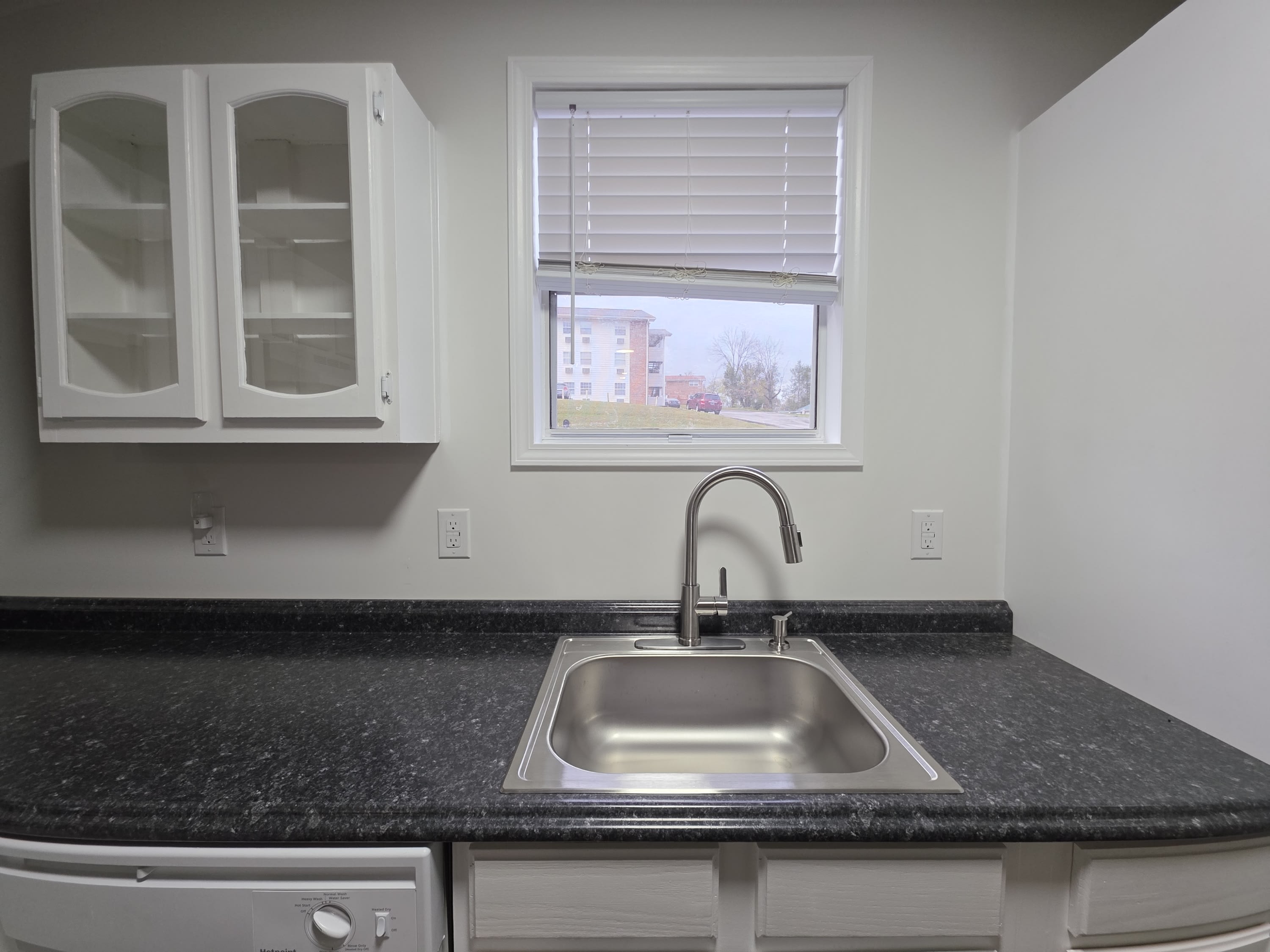 105 Becky Drive – photo 4