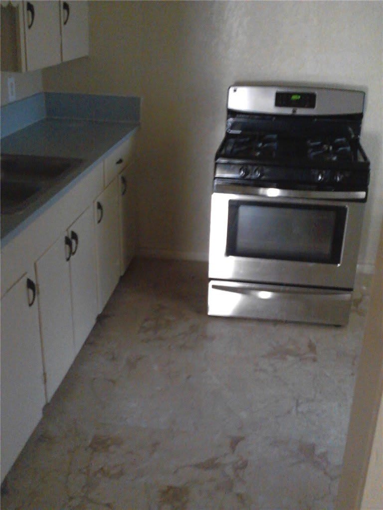 219 Tutt Avenue – photo 3