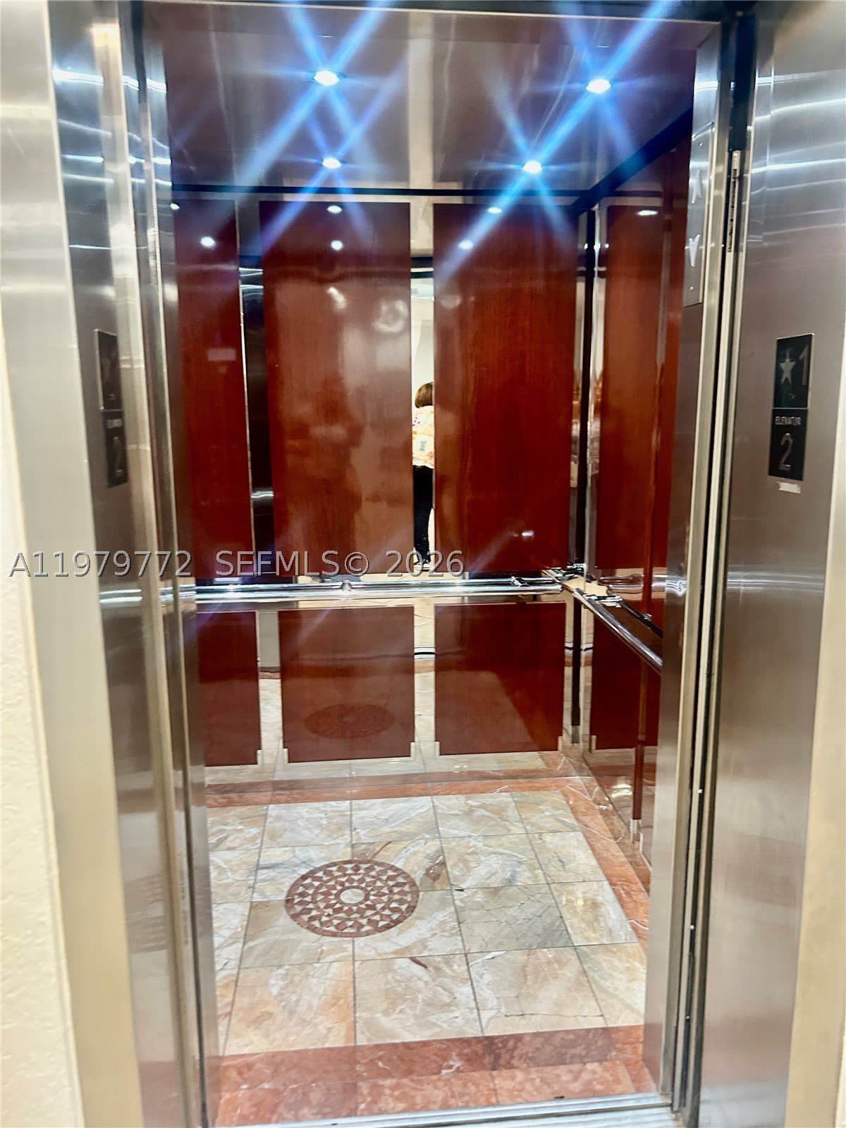 1200 Saint Charles Pl – photo 3