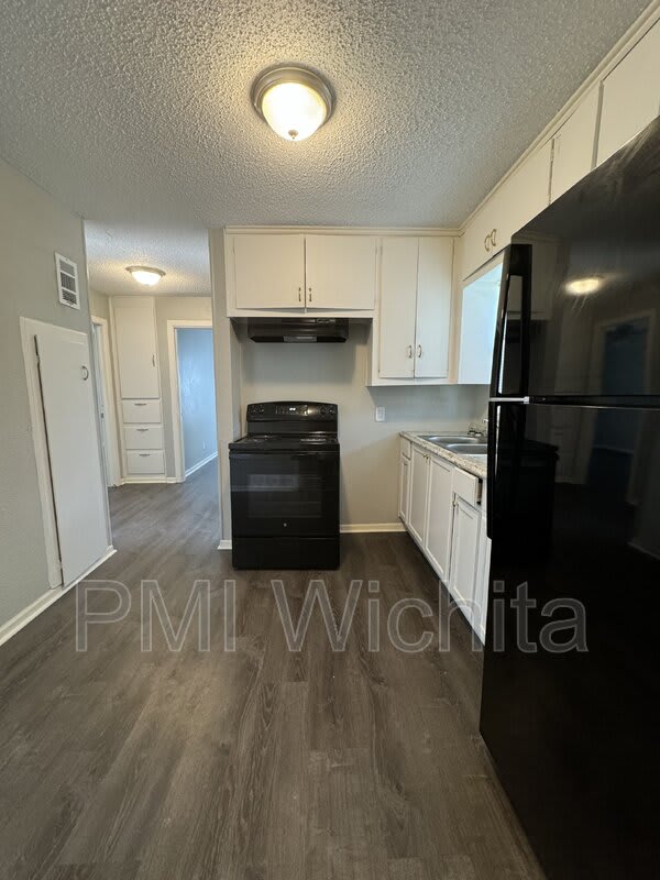 2359 N Estelle St – photo 5