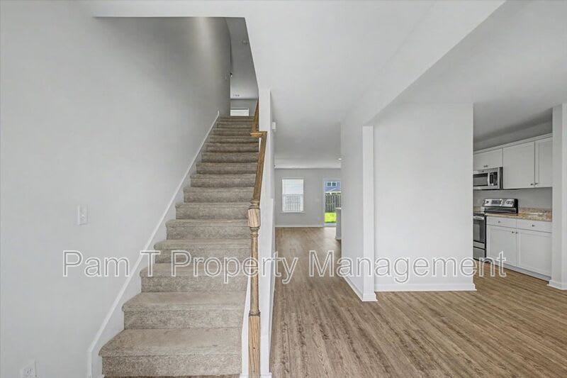 129 Whitehaven Rd – photo 3