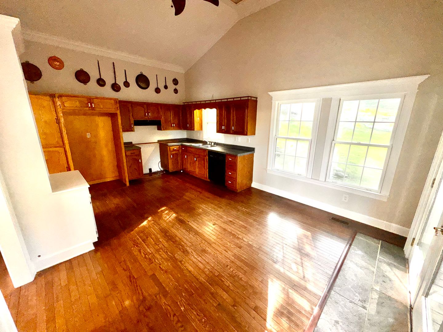 3 Bedroom Guntersville Home For Rent – photo 3