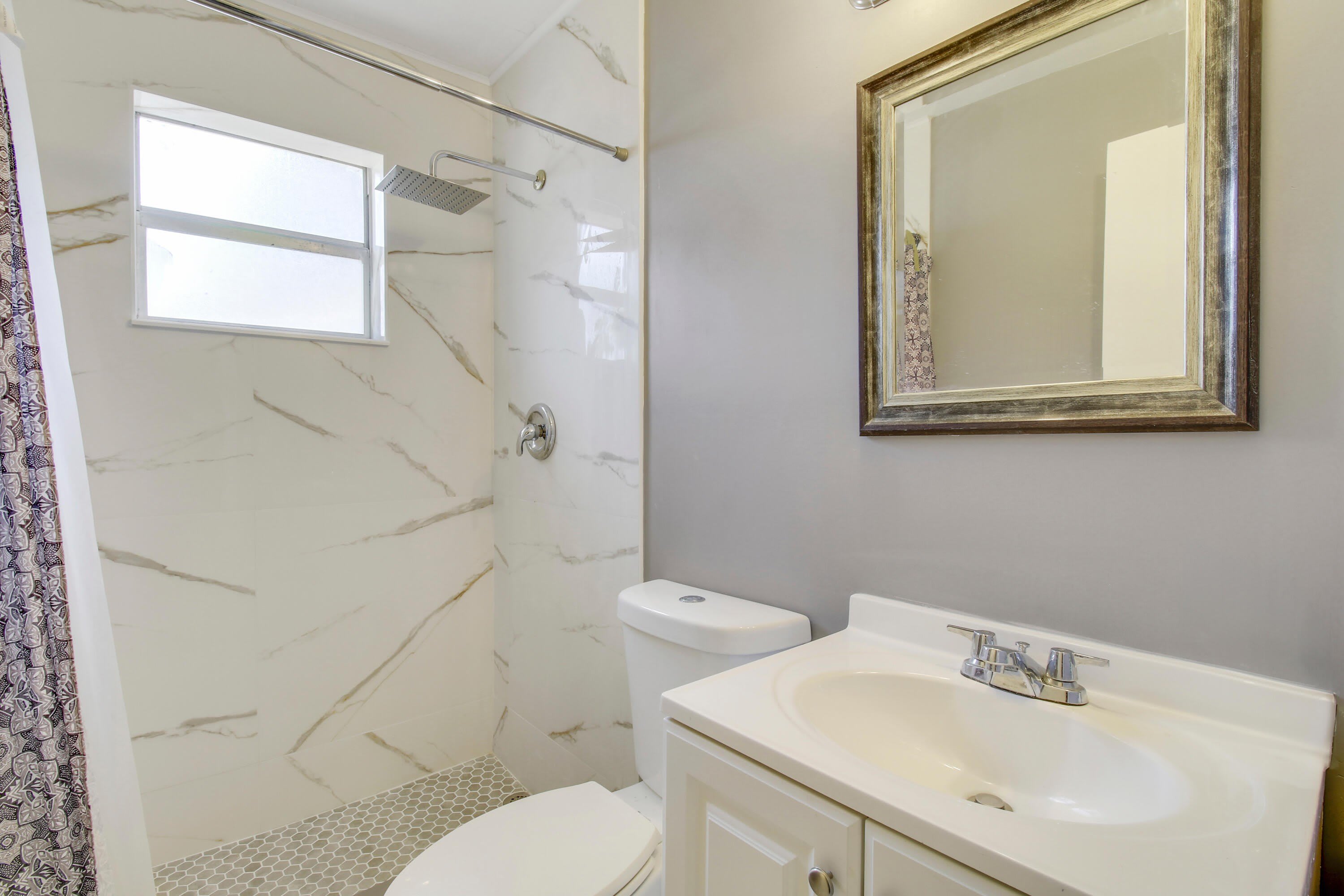 1325 W 32Nd Street – photo 5
