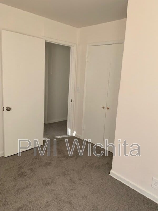 2303 S Belmont St – photo 4