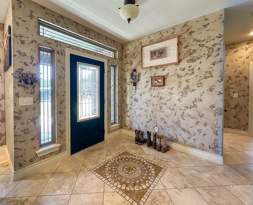 806 SW 7th St – photo 4
