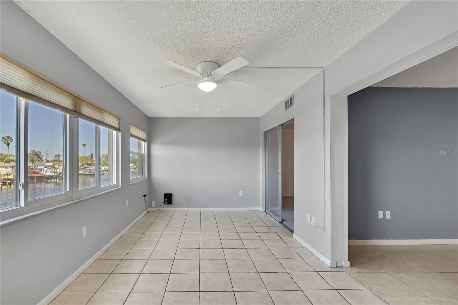 4452 GARNET Drive – photo 4