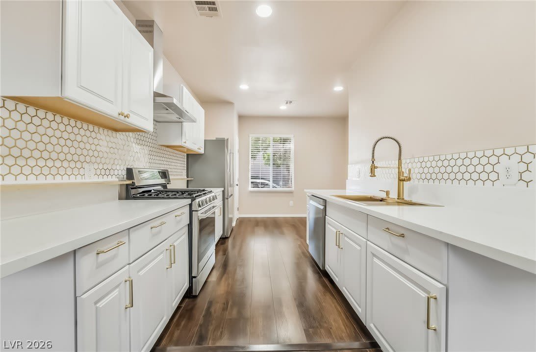 10471 MASONS CREEK Street – photo 5