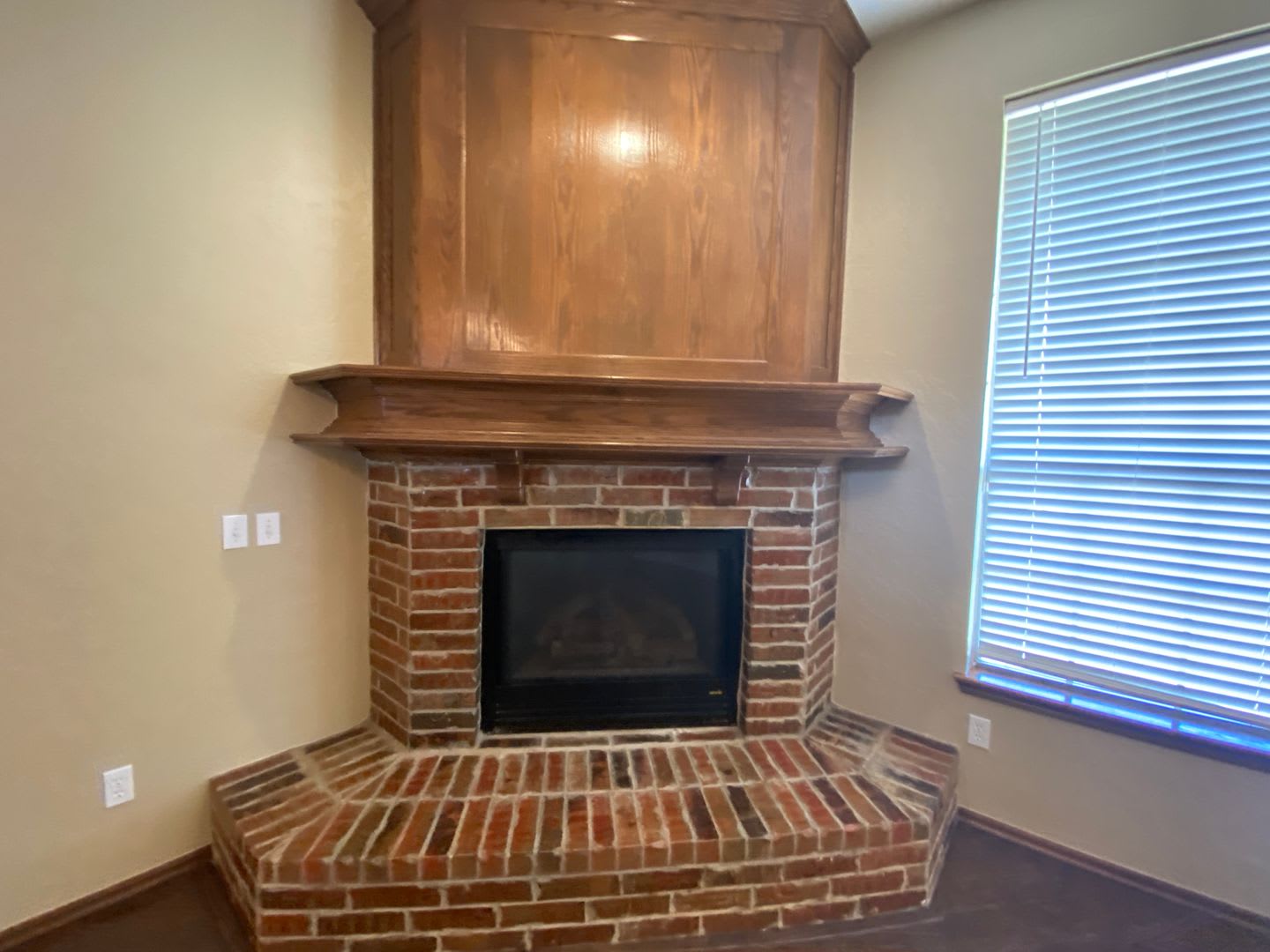 Large 3 Bed 2 Bath Home In Moore Schools With Storm Shelter!!! – photo 5