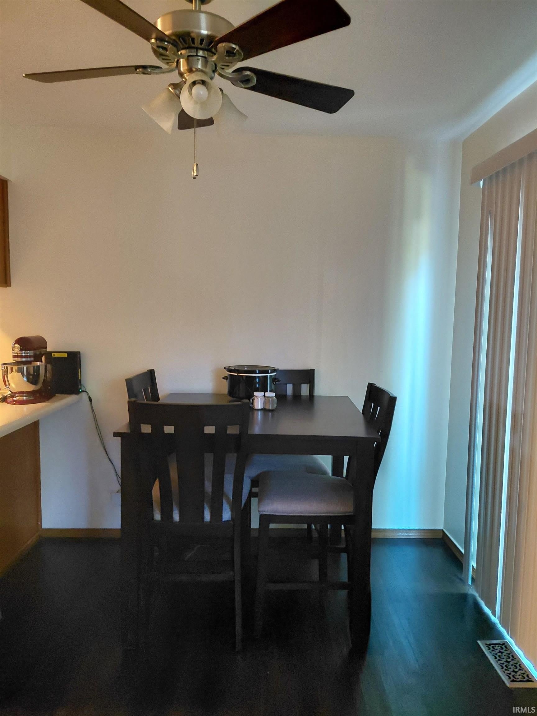 402 S Village Court – photo 5