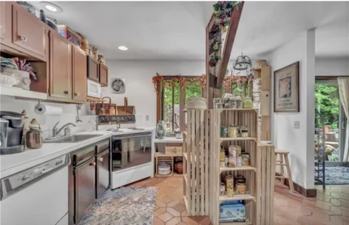 50 Norwich Rd – photo 4