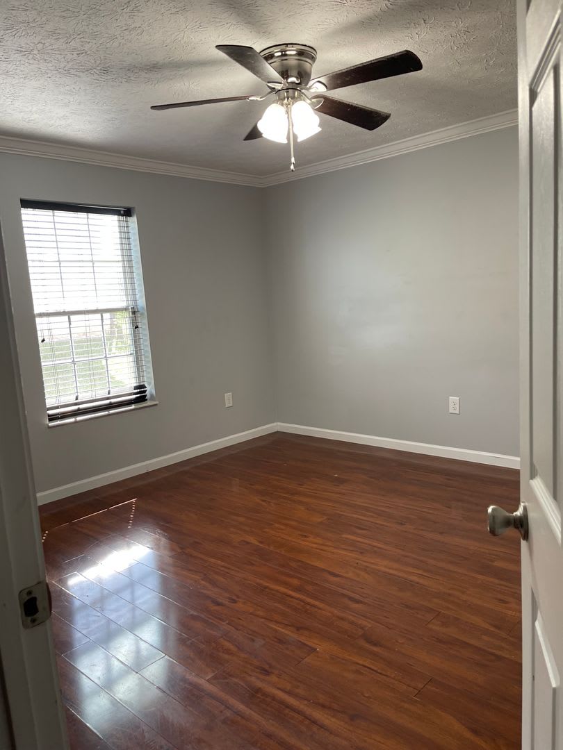 Location & Convenience!!! – photo 5