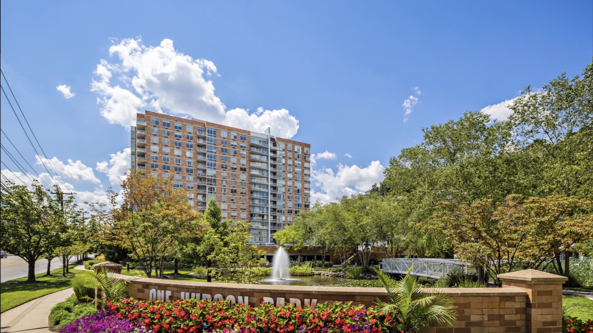 512 Hudson Park – photo 1