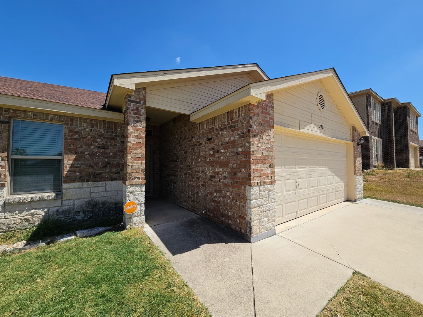 BACK TO SCHOOL RENT SPECIAL – photo 3
