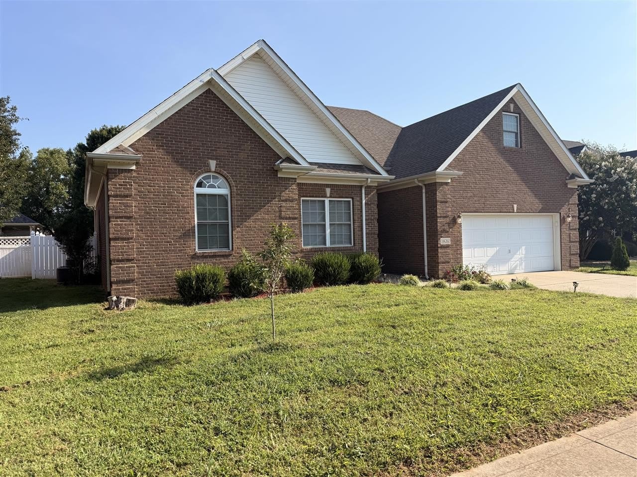 1826 Bellshire Way – photo 3