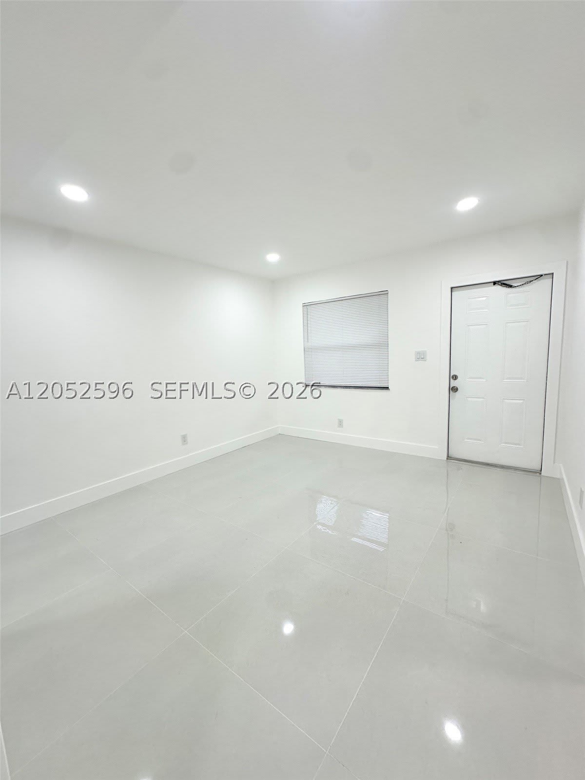417 Nw 7Th Ter – photo 1