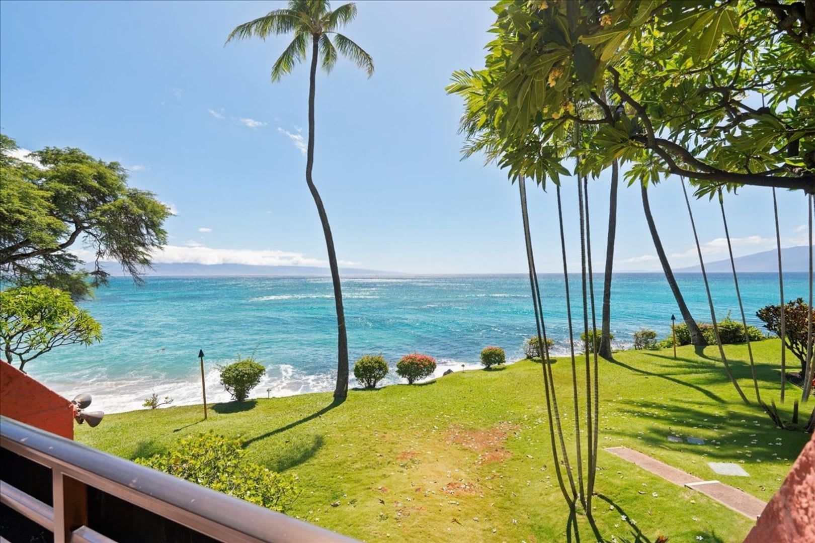 Direct Oceanfront Living at Kuleana – photo 2