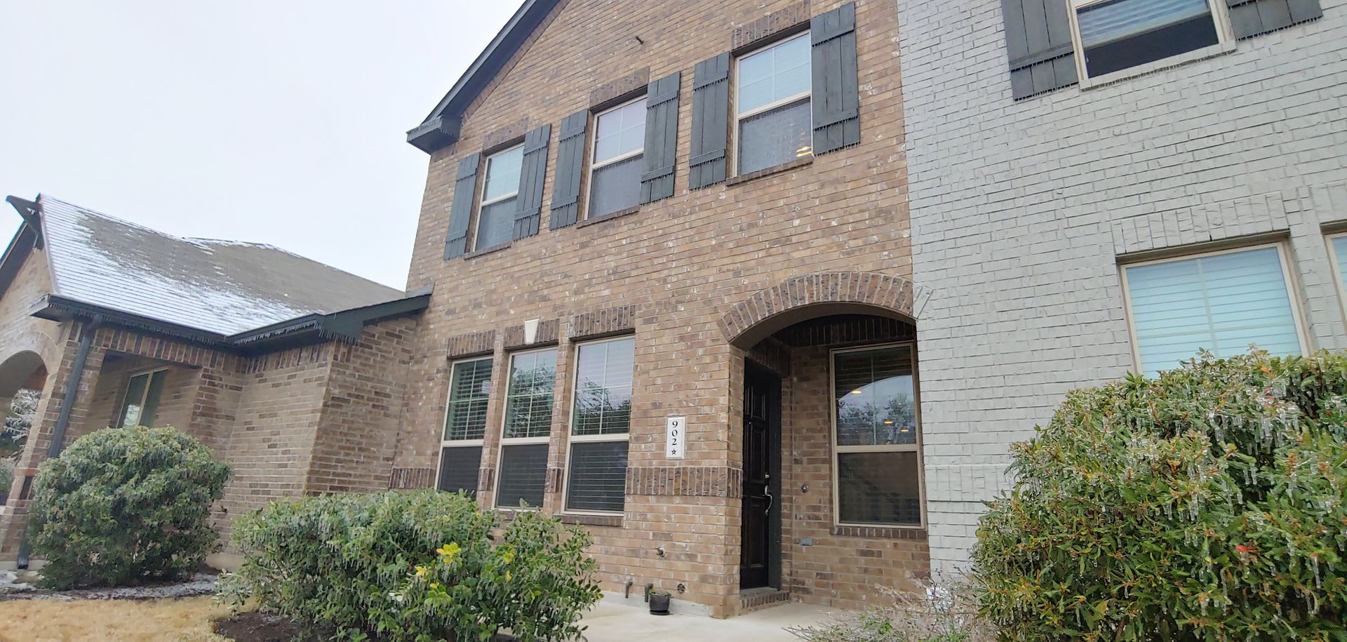 Elegant 2-Story Condo with Dual Primary Suites and Modern Upgrades! – photo 2
