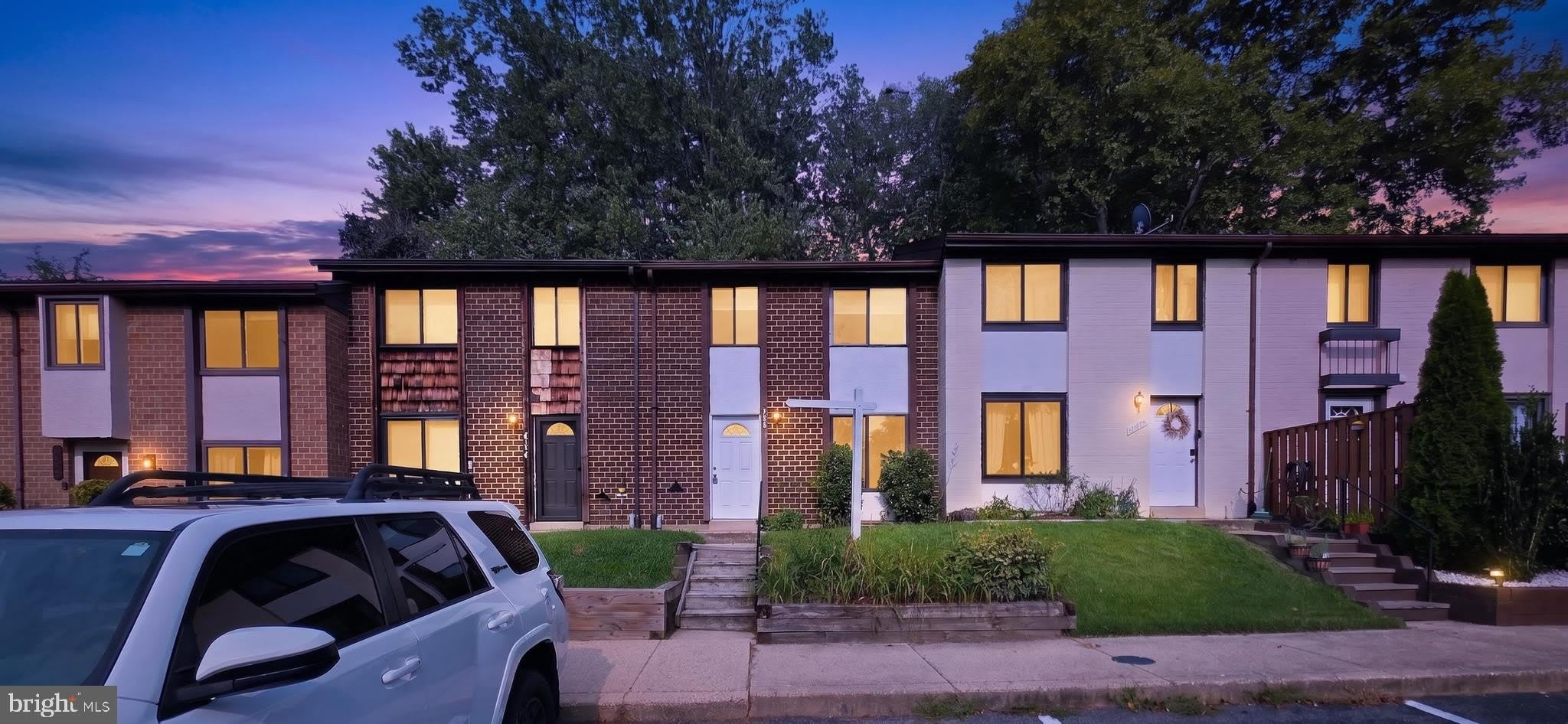 6556 PENNACOOK Court – photo 1