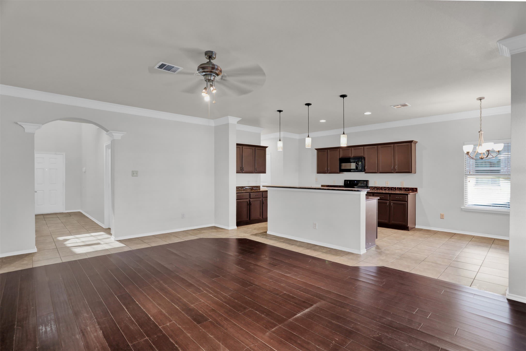 2138 Meadow View Drive – photo 5