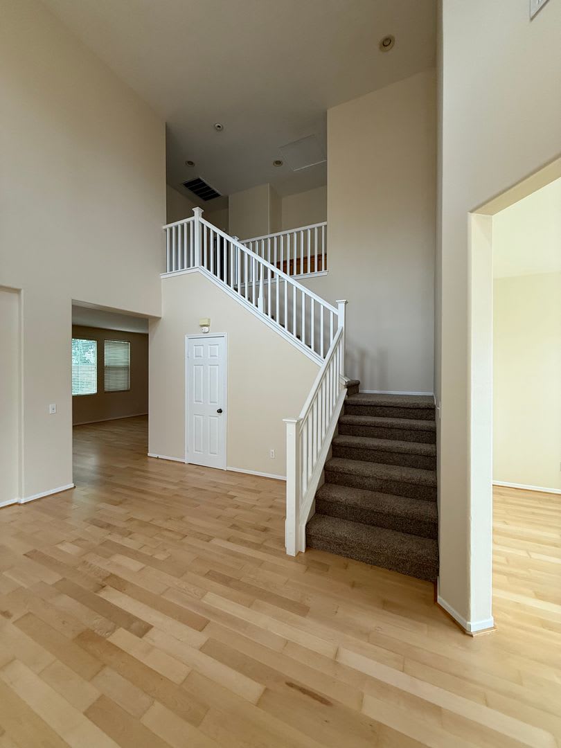 2 Story 4 Bed 3 Bath Home In Simi Valley – photo 5