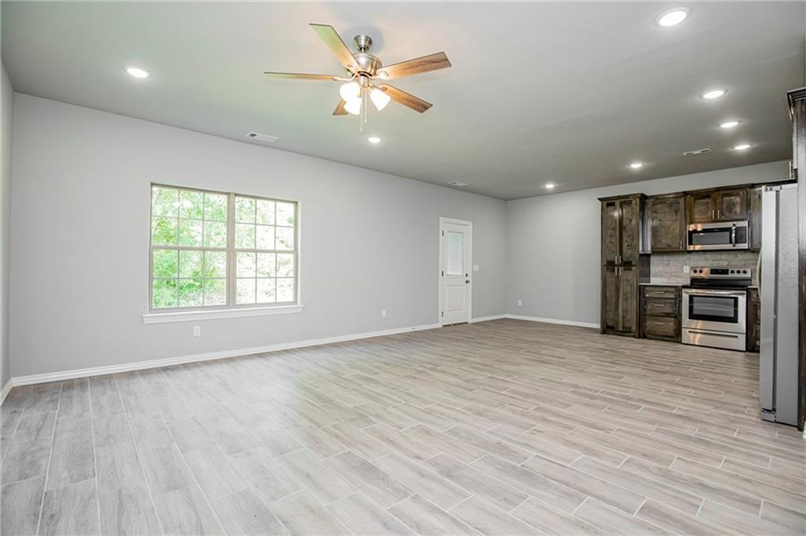 ***1903-B Azlin Place*** – photo 5