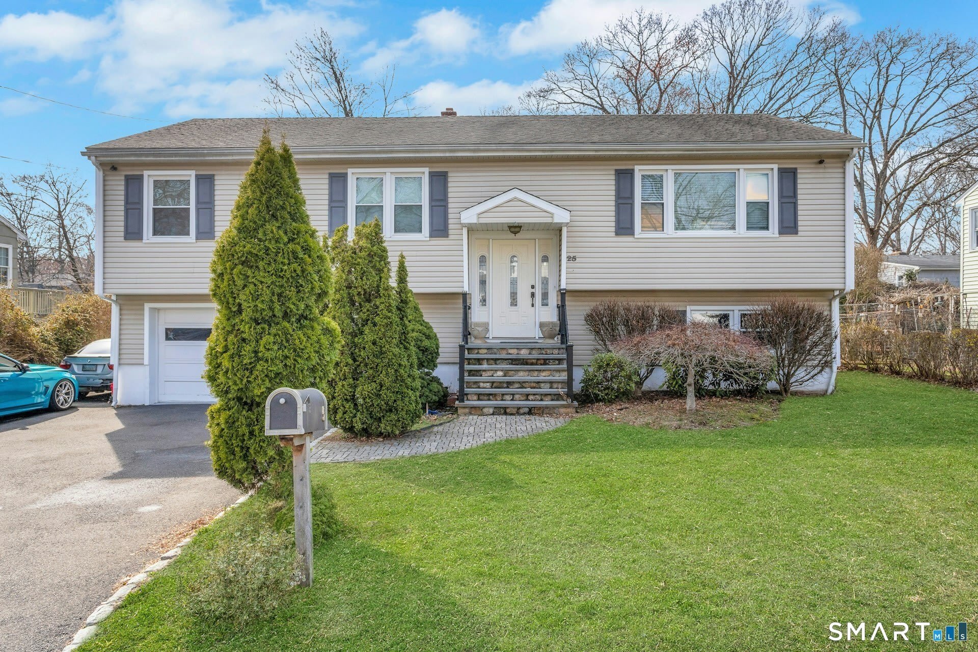 25 Quinsey Drive – photo 1
