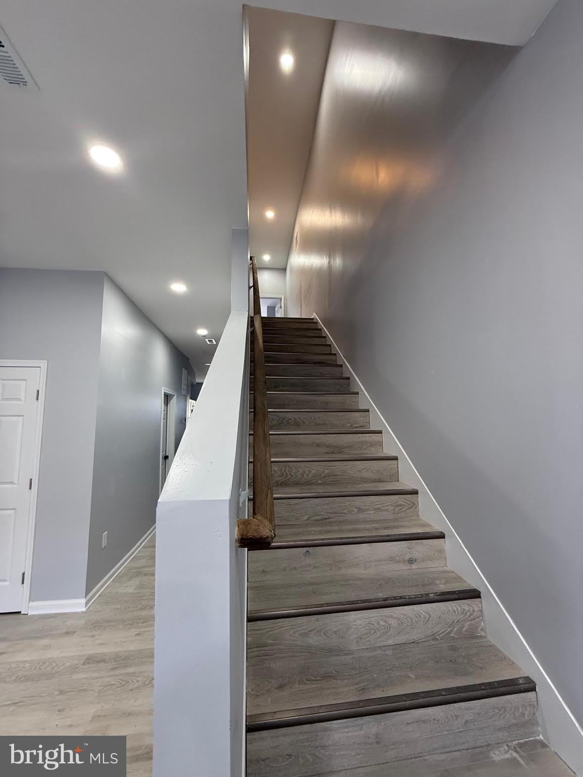 1806 N MOUNT Street – photo 3