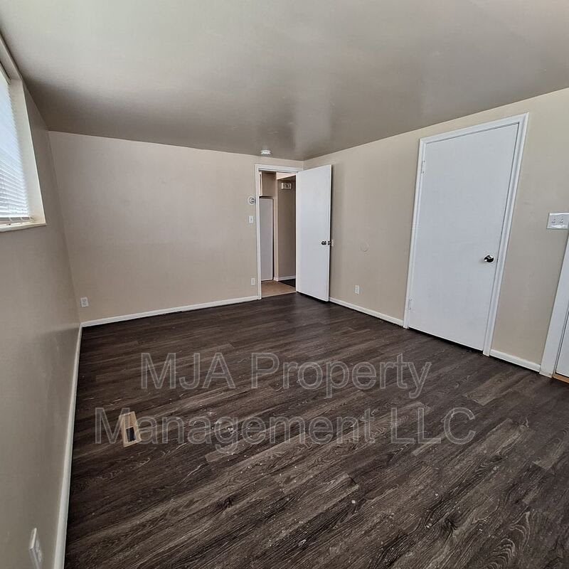 740 W Wasatch St – photo 3
