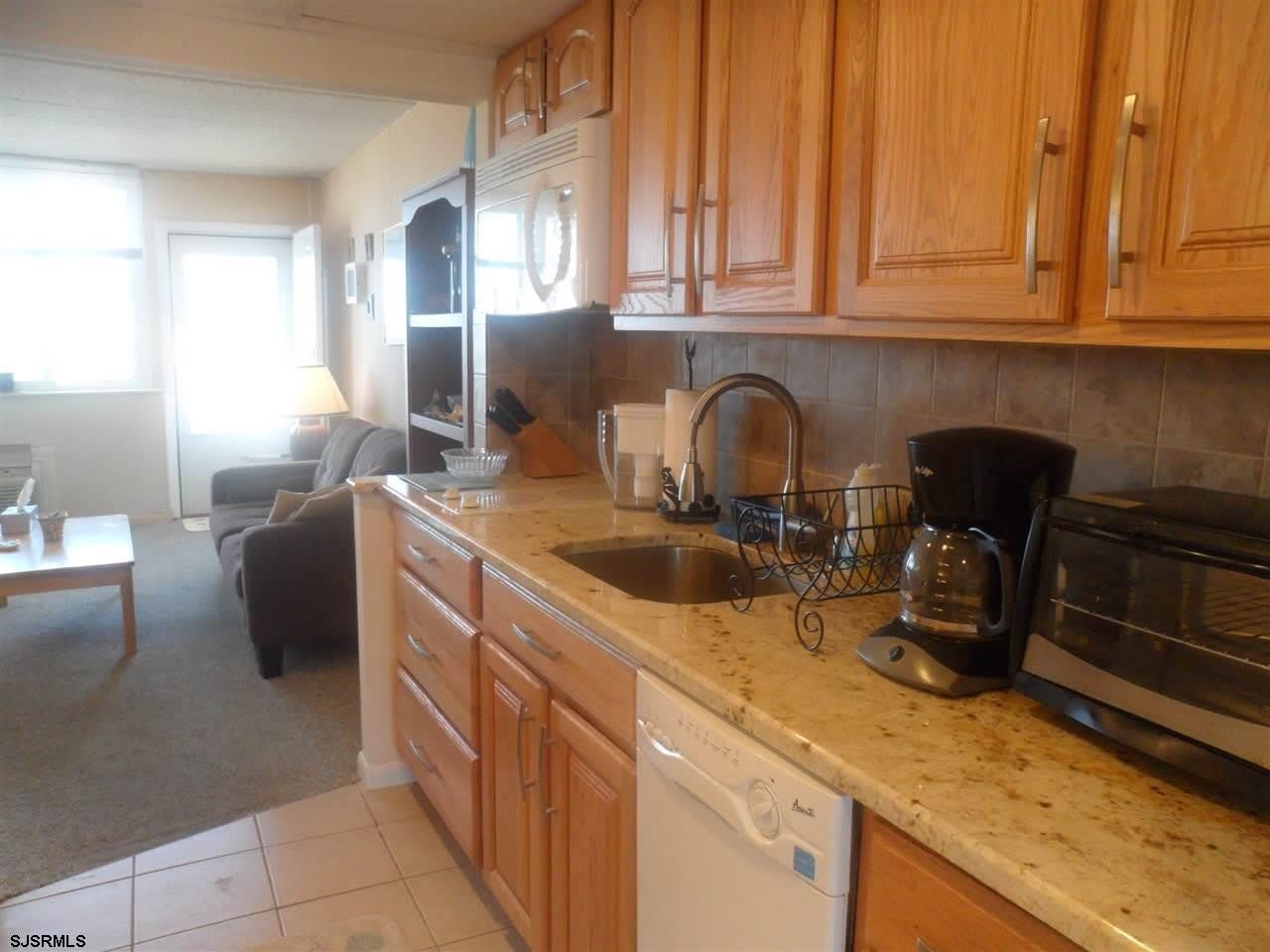 5400 Boardwalk – photo 4