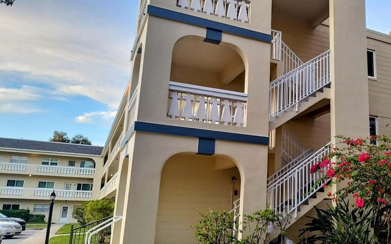 2256 SPANISH Drive – photo 2