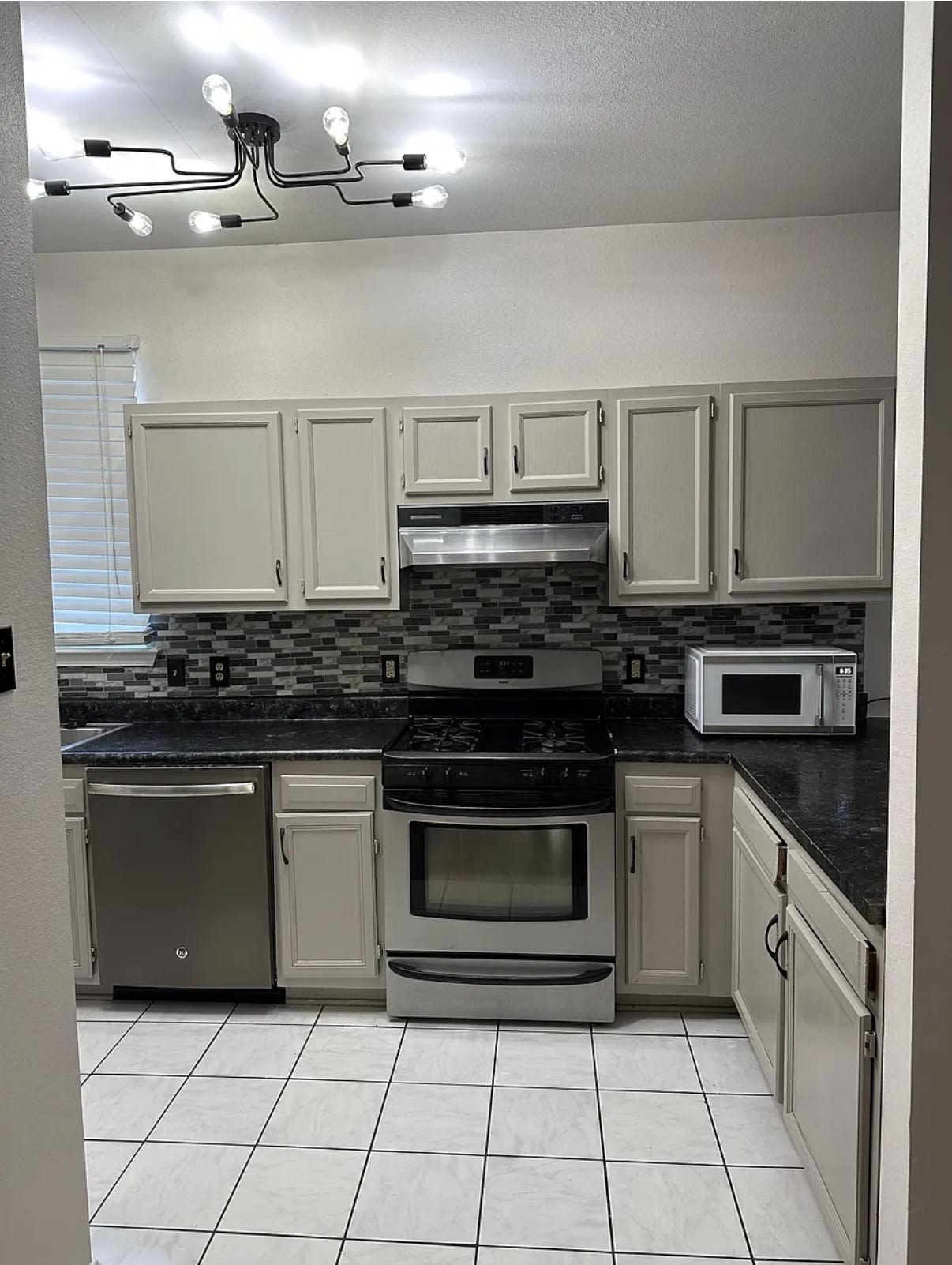 4501 South Prieur Street – photo 3