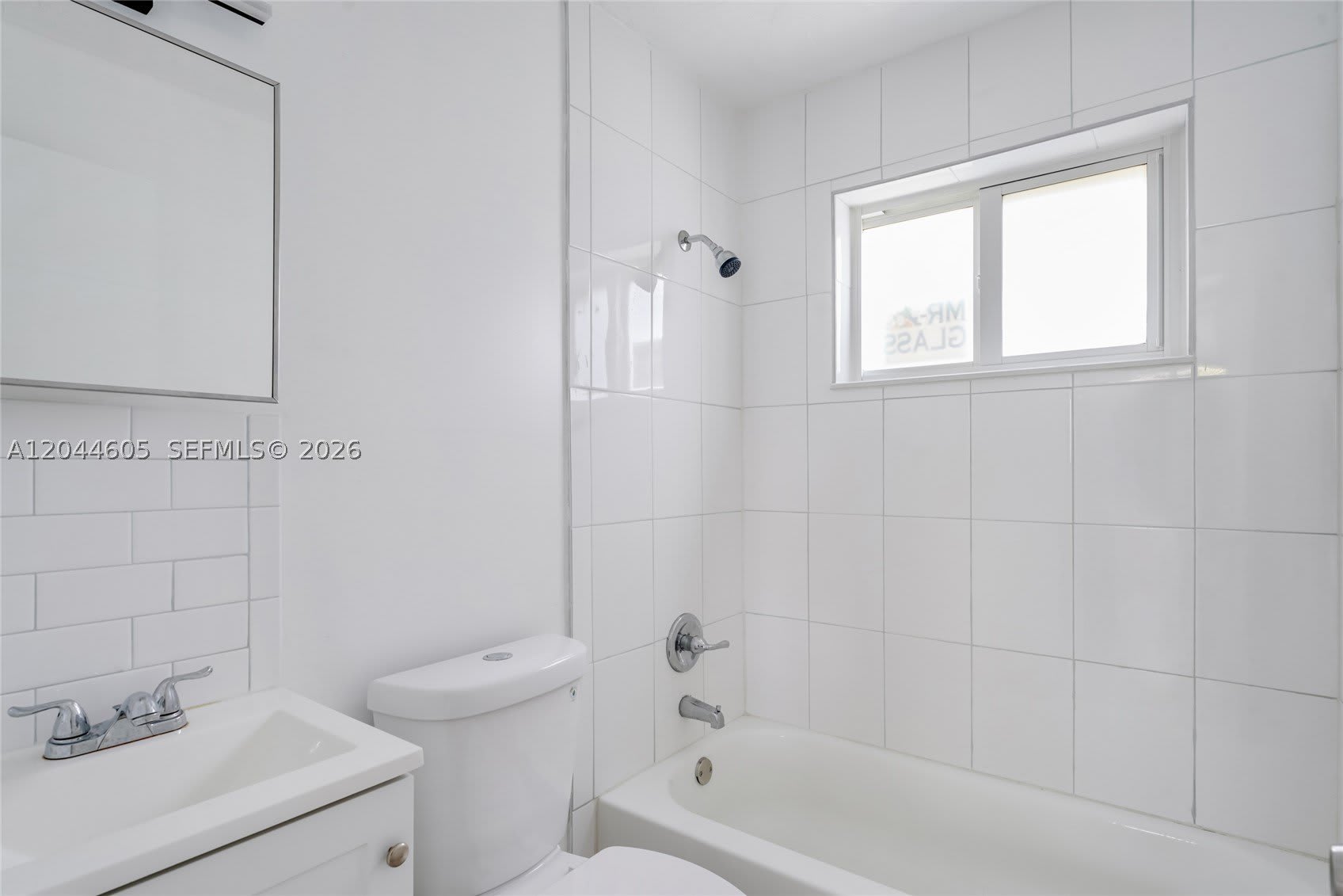 1630 NW 18th St – photo 3