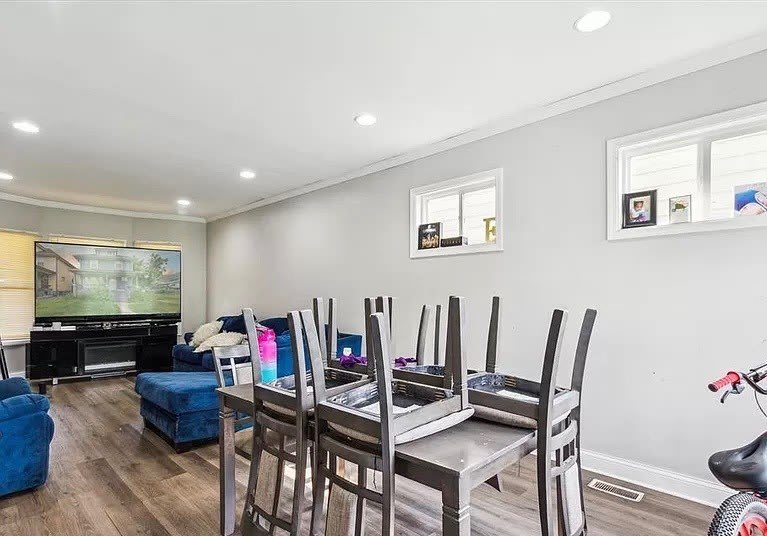 3738 Montgomery – photo 2