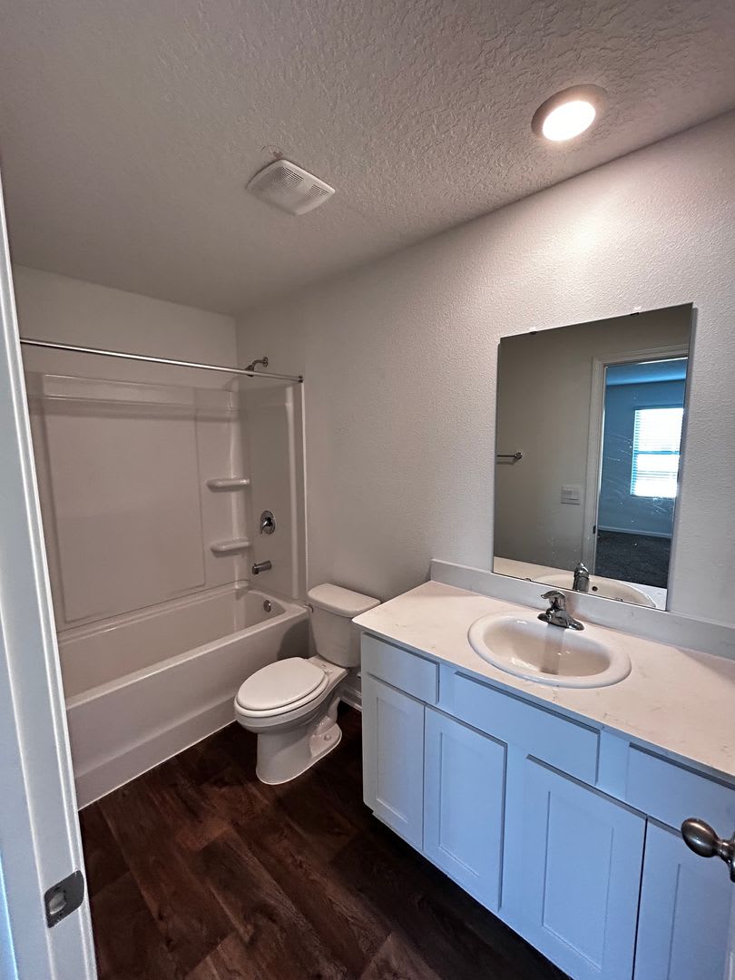 3/2 Townhome in Bay Pointe! Near I-95 and Shopping! – photo 3