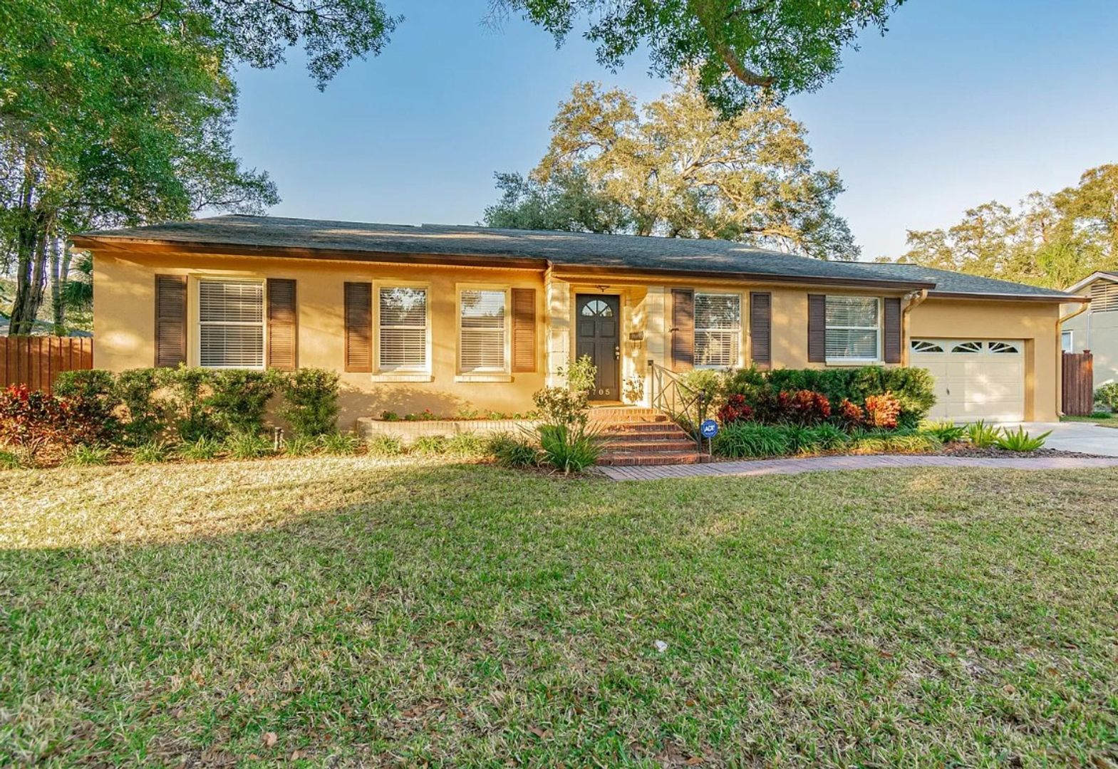 3705 W Barcelona St – photo 1