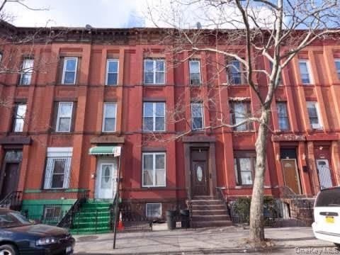 70 Howard Avenue – photo 1