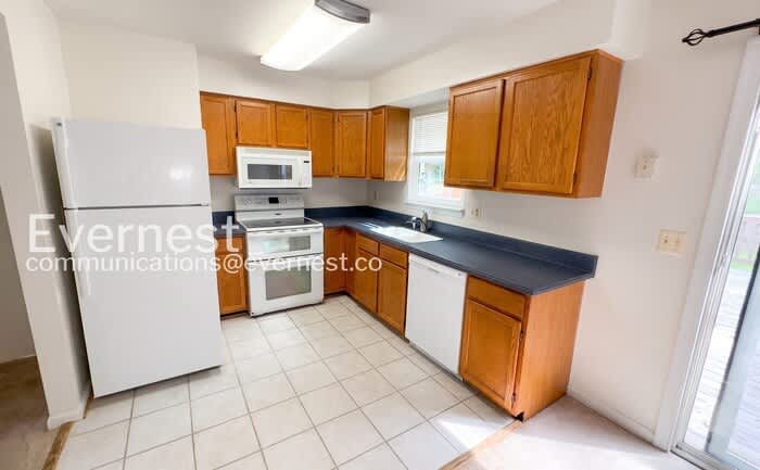 57 Settlers Way – photo 5